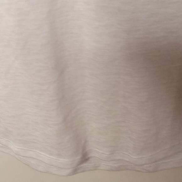 Athleta Women's Size S/P White Breezy Scoop V-Neck T-Shirt. Athleisure - Picture 5 of 9